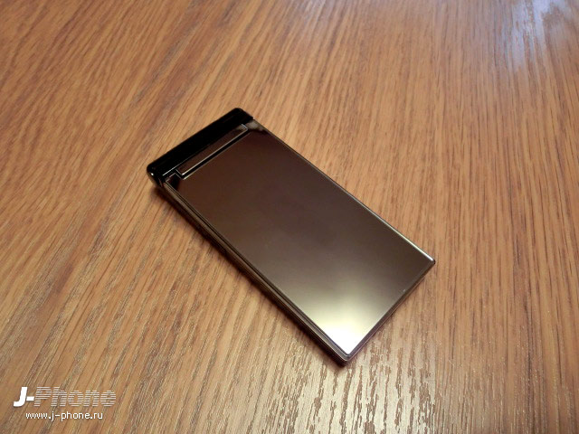 Fujitsu Docomo F-02D
