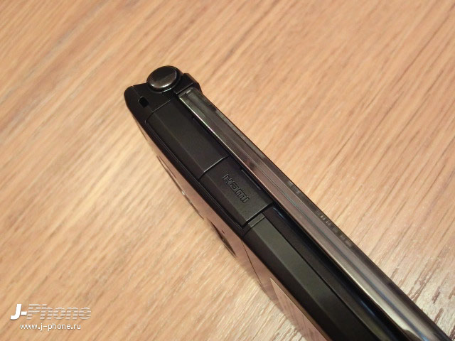 Fujitsu Docomo F-02D