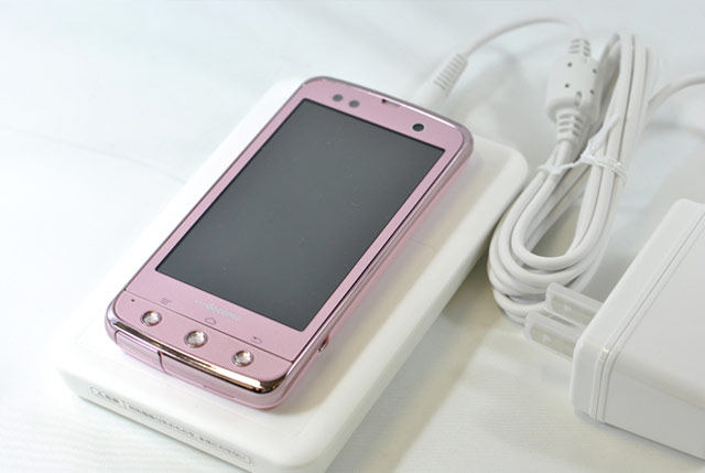 Fujitsu Docomo F-03D