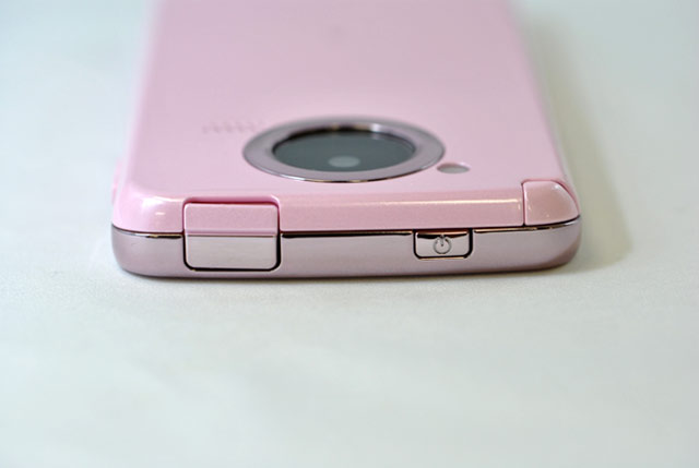 Fujitsu Docomo F-03D