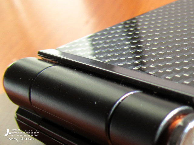японские телефоны Fujitsu Docomo F-04D