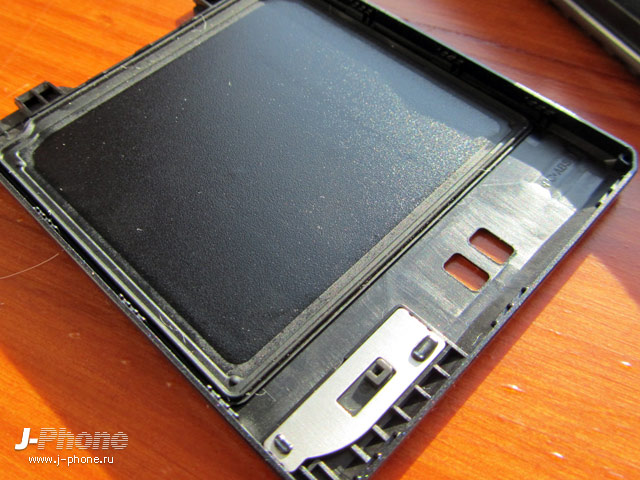 японские телефоны Fujitsu Docomo F-04D