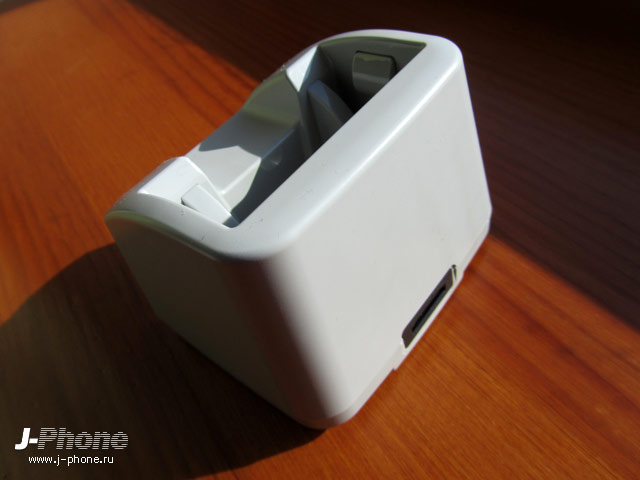 японские телефоны Fujitsu Docomo F-04D