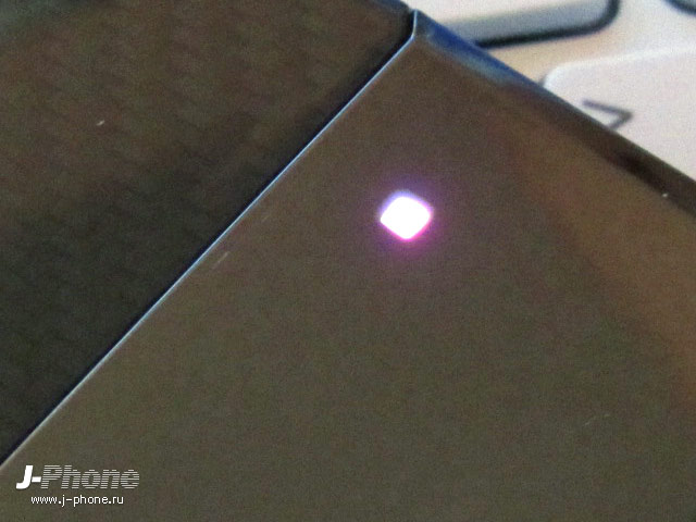 японские телефоны Fujitsu Docomo F-04D
