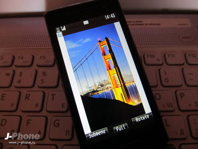 интерфейс Docomo F-04D