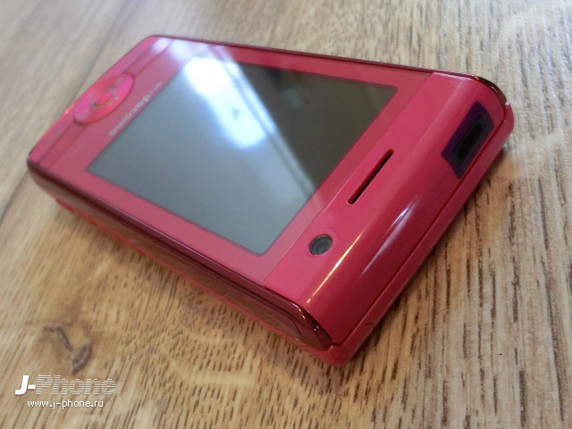 японские телефоны Docomo L-01A