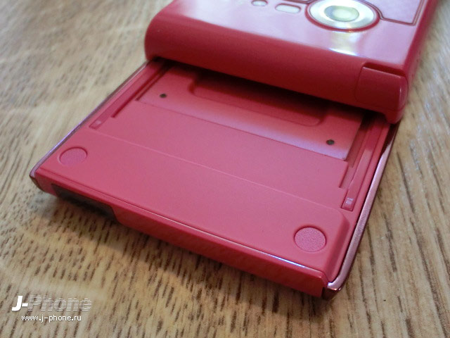японские телефоны Docomo L-01A