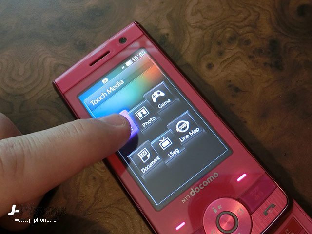 японские телефоны Docomo L-01A