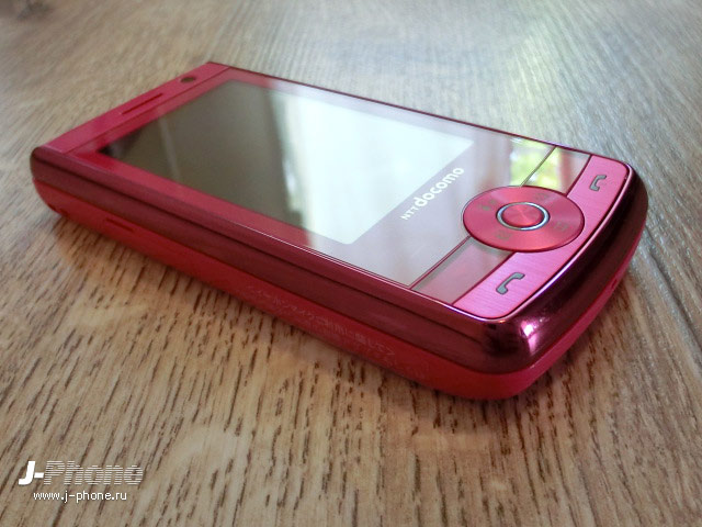 японские телефоны Docomo L-01A