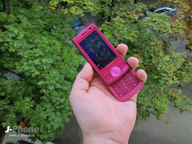 японские телефоны Docomo L-01A