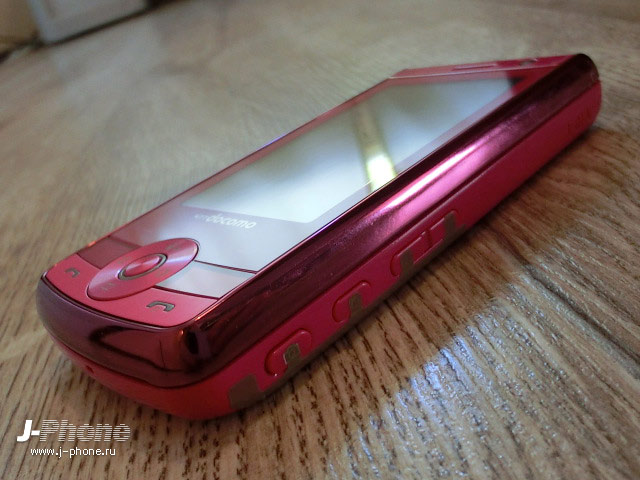 японские телефоны Docomo L-01A