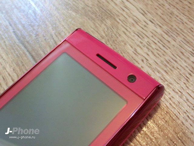 японские телефоны Docomo L-01A