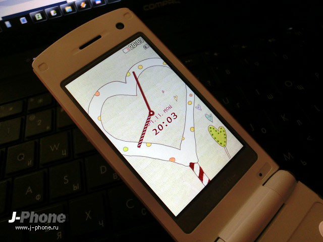 японские телефоны Docomo L-02B