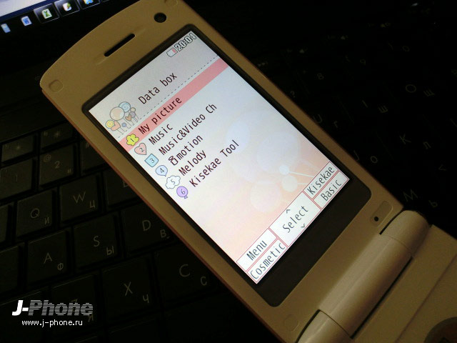 японские телефоны Docomo L-02B