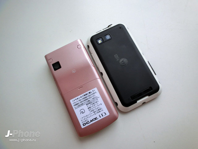 японские телефоны Docomo L-02B