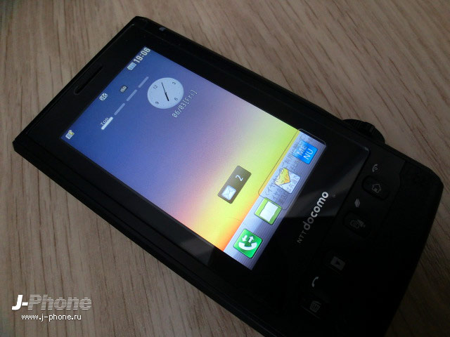 японские телефоны Docomo L-03C