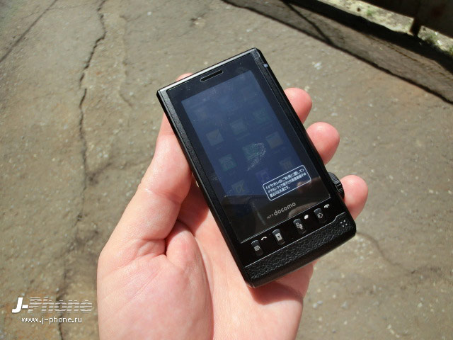 японские телефоны Docomo L-03C