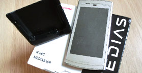 японские телефоны NEC Docomo N-06C Medias WP