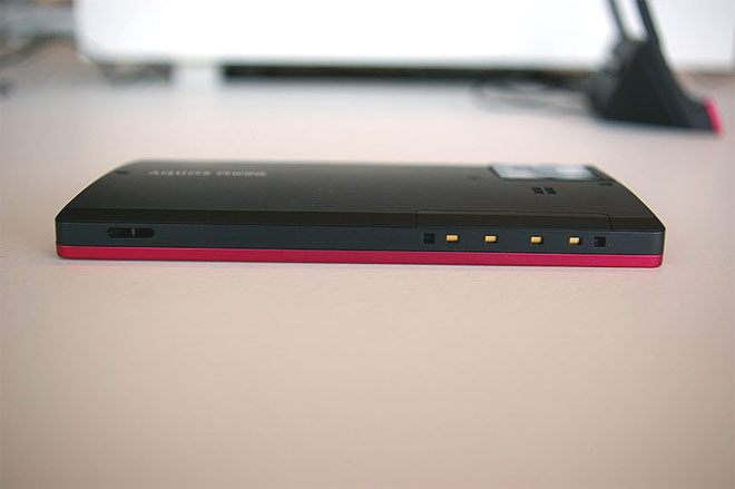 Docomo SH-06D