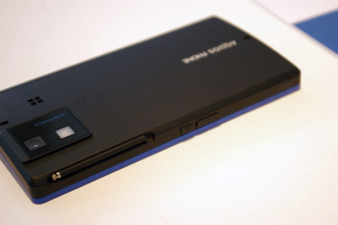Docomo SH-06D