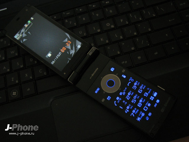 японские телефоны Docomo SH-10C