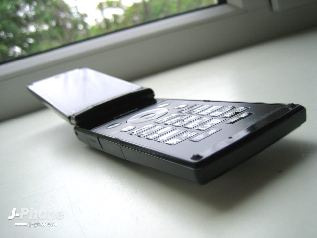японские телефоны Docomo SH-10C