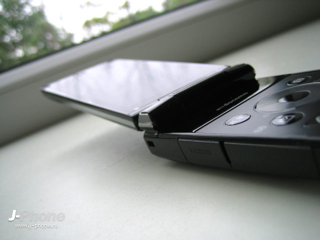 японские телефоны Docomo SH-10C