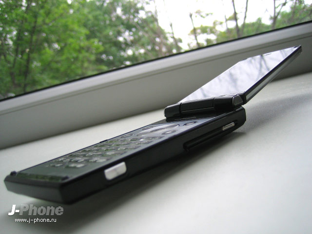 японские телефоны Docomo SH-10C