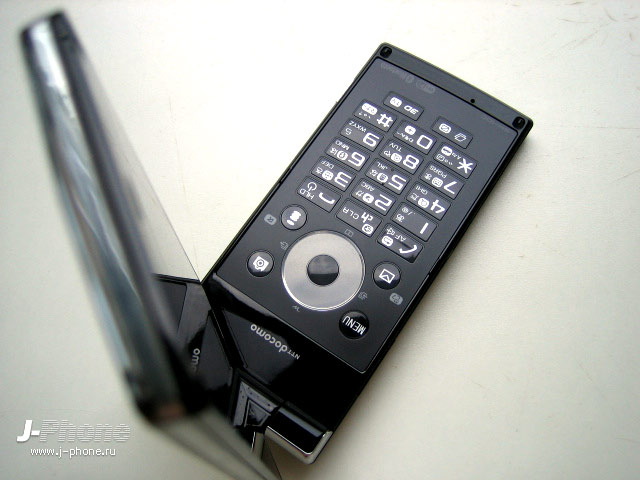 японские телефоны Docomo SH-10C