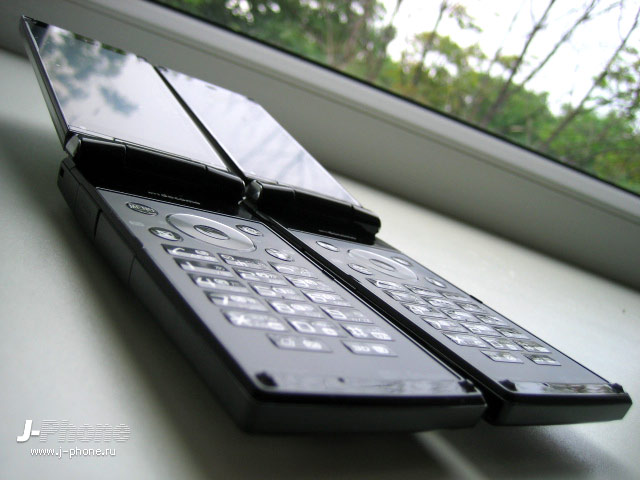 японские телефоны Docomo SH-10C