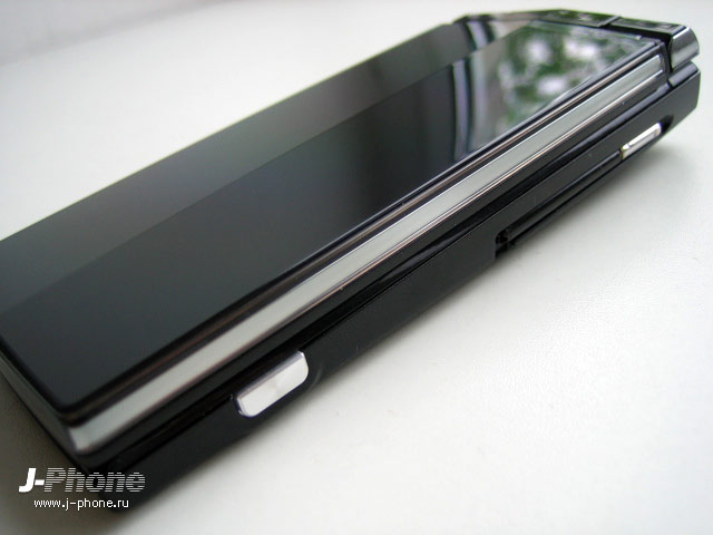 японские телефоны Docomo SH-10C