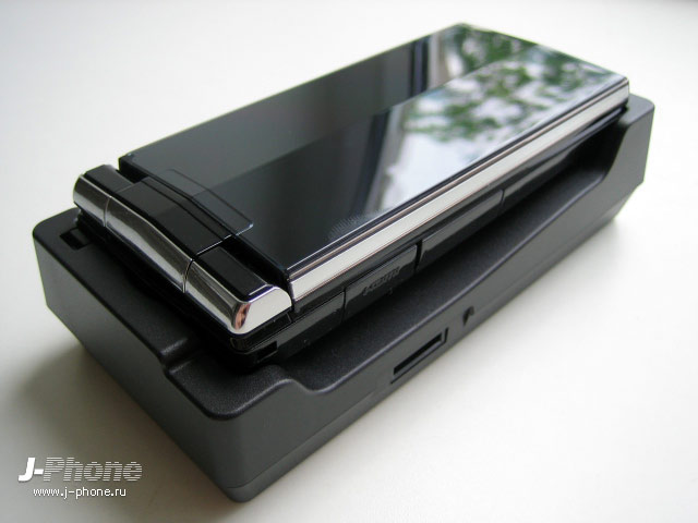 японские телефоны Docomo SH-10C
