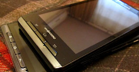 сравнение Docomo SH-01D и Docomo T-01D