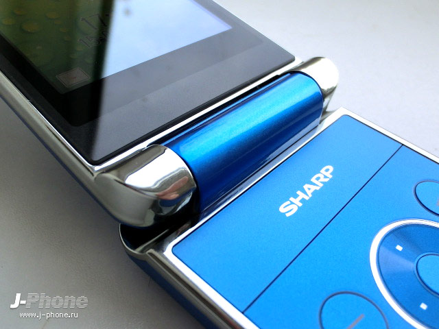Sharp SH6230C solar hybrid