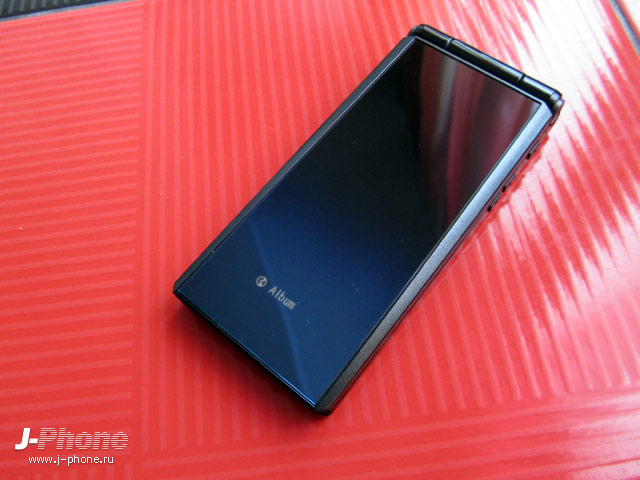fujitsu docomo f-04e arrows v