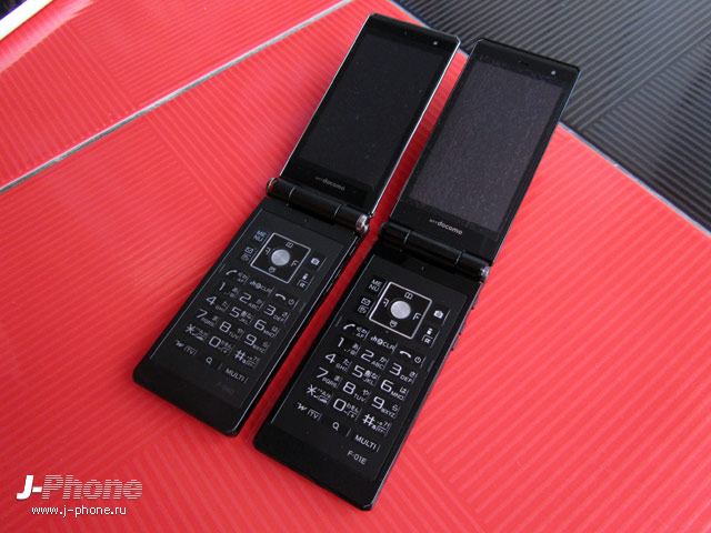 fujitsu docomo f-01e vs. fujitsu docomo f-04d fujitsu docomo f-01e vs. fujitsu docomo f-04d
