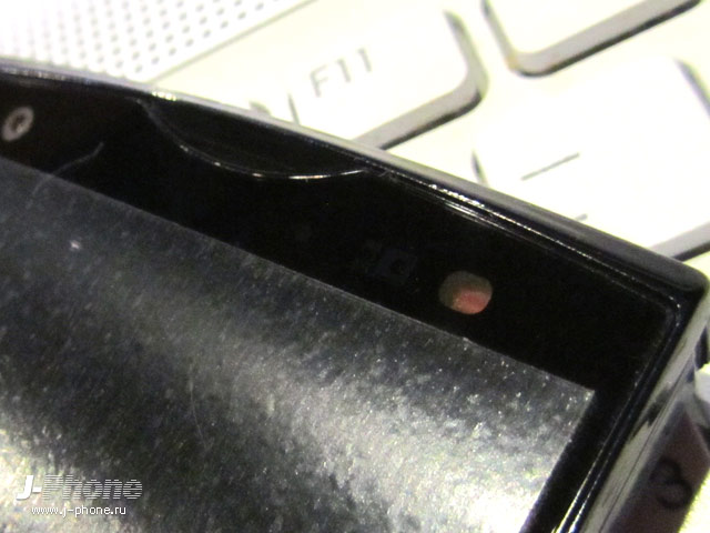 fujitsu docomo f-04e arrows v