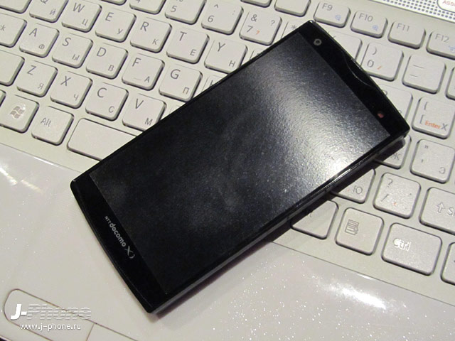 fujitsu docomo f-04e arrows v