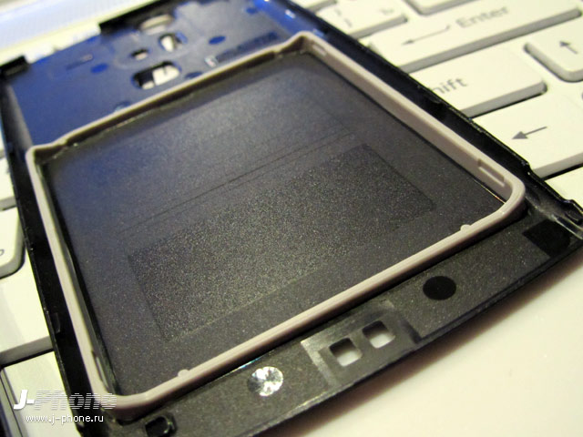 fujitsu docomo f-04e arrows v