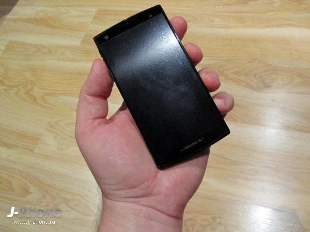 fujitsu docomo f-04e arrows v
