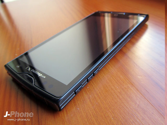 Fujitsu Docomo F-05D Arrows X LTE