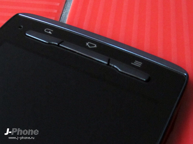 Fujitsu Docomo F-07D Arrows µ