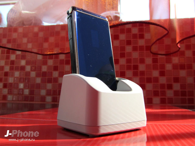 docomo f-11c navy