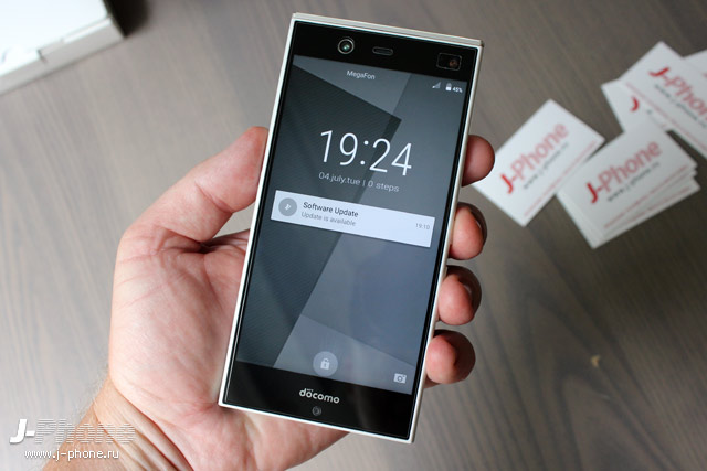 Fujitsu ARROWS Nx F-02H