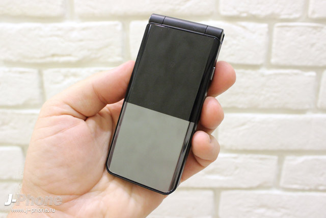 Обзор Fujitsu ARROWS Phone F-03L
