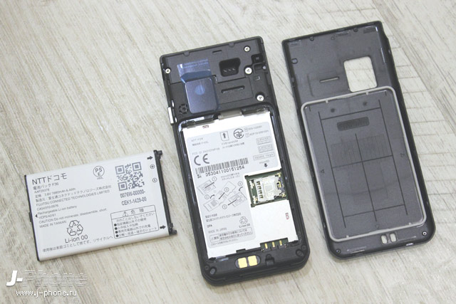 Обзор Fujitsu ARROWS Phone F-03L
