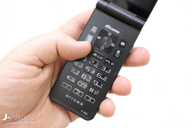 Обзор Fujitsu ARROWS Phone F-03L