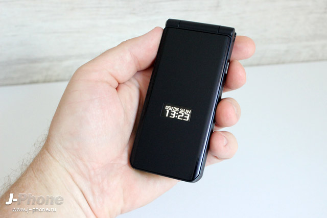 Обзор кнопочной Android раскладушки Fujitsu ARROWS Basic F-41C
