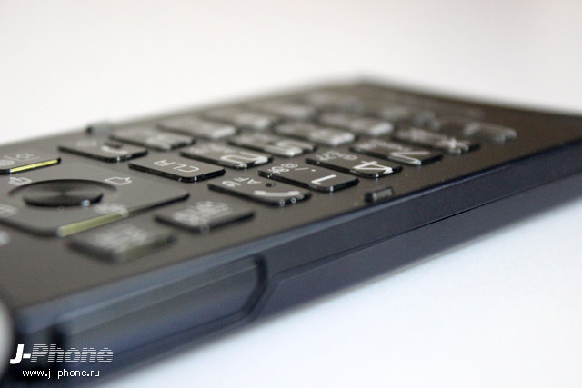Обзор кнопочной Android раскладушки Fujitsu ARROWS Basic F-41C