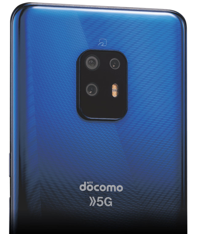 Новый смартфон Fujitsu случайно показала флагманский смартфон ARROWS 5G F-51A